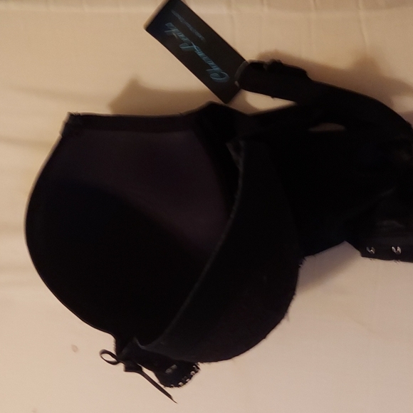 New bra - Picture 4 of 6